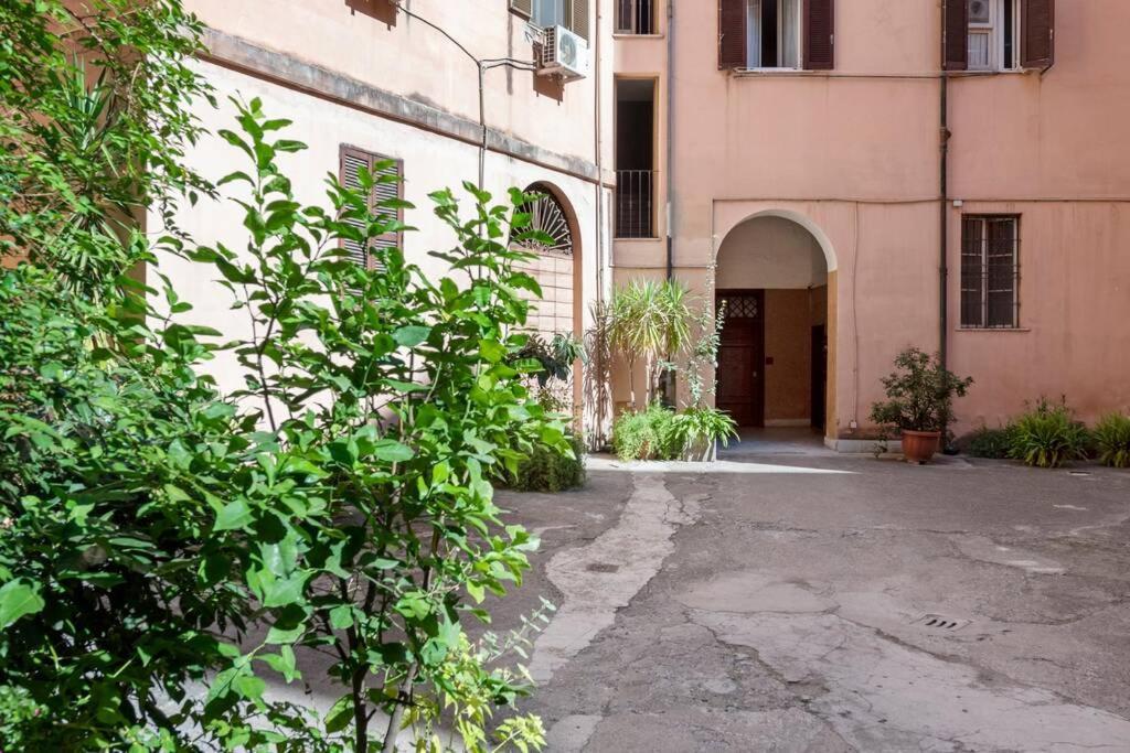 Vlad House, Close The Colosseum Rzym Zewnętrze zdjęcie