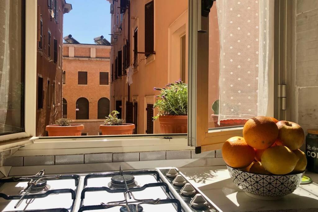 Vlad House, Close The Colosseum Rzym Zewnętrze zdjęcie